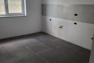 Apartament cu 2 camere nedecomandat în Burdujeni - 2