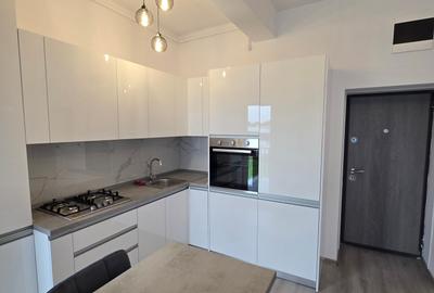 Apartament cu 2 camere semidecomandat, mobilat în Central - 10