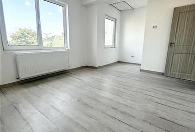 Casa la cheie finalizata 2023 cu vedere spre lac - 14