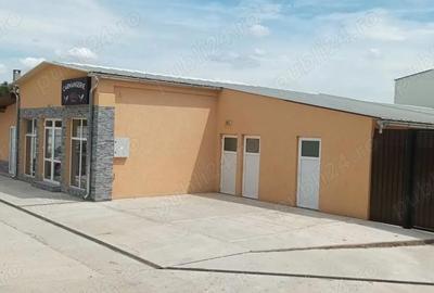 Spațiu comercial, de 1,600 mp, în Central - 10