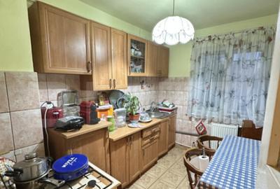 Apartament cu 4 camere, semidecomandat, Deva, zona lini?ti - 2