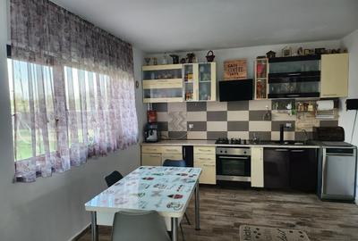 Casă individuală cu 5 camere cu Canalizare în Holboca - 3