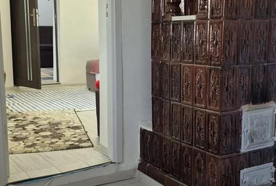 Casă cu 4 camere cu Teren 2500 Mp în Central - 4