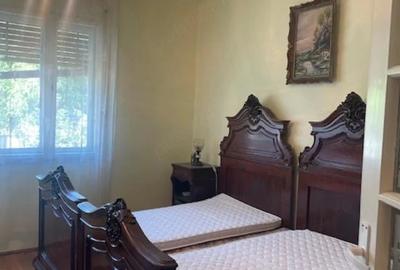 Casă cu Teren 700 Mp în Central - 9