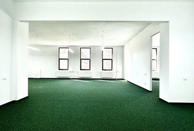 Birou, de 90 mp, în Central - 2