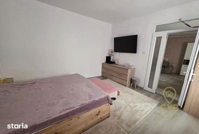 Casă cu 5 camere cu Teren 119 Mp în Girișu de Criș - 4