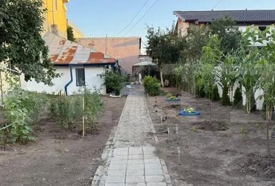 Teren 370 m² cu casa demolabila, curent, apa, gaz, canalizare, zona Antiaeriana - 2