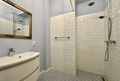 Inchiriere Apartament 3 camere, ultracentral, Bulevardul Eroilor - 11