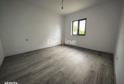 Casă cu 3 camere cu Teren 313 Mp în Ciurea - 2