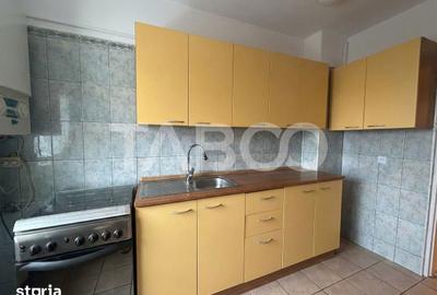 Apartament cu 3 camere decomandat, mobilat în Valea Aurie - 7