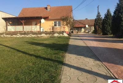 Casă cu 2 camere în Odoreu - 1