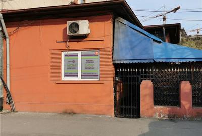 Casă individuală cu 4 camere cu Teren 330 Mp în Drumul Sării - 1