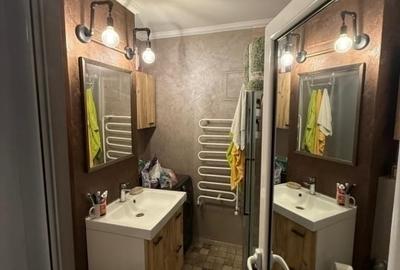 3 camere-Centru- Gara- 72 mp- etaj 6- 162000 euro - 4