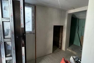 Garsoniera, 27 mp Busteni - 2