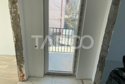 Apartament spatios de vanzare cu 2 camere balcon - 5