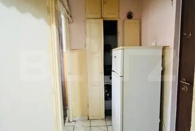 Garsonieră decomandată în Rogerius