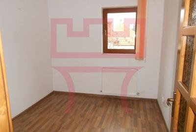 Casa functiuni multiple pretabil pentru schimbare de destinatie Cipariu - 9