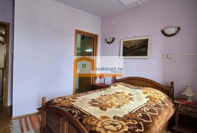 Casă individuală cu 9 camere cu Teren 1800 Mp în Est - 31