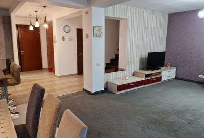 Casă cu 5 camere cu Canalizare în Central - 21