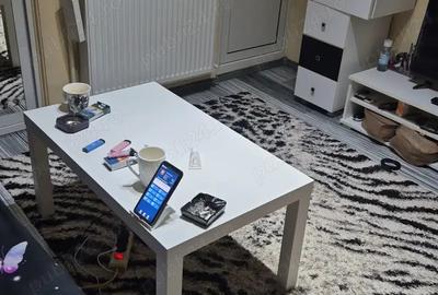 Vand garsoniera ,15 m zona Preciziei ,avand doua iesiri la 5 minute de metrou Preciziei ,tramvaiul 2 - 5