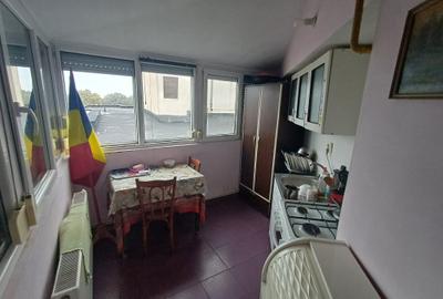 Vanzare 2 camere-Imobiliare MAXICONFORT - 7
