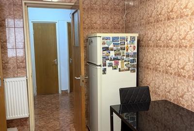 Apartament cu 2 camere decomandat în Drumul Taberei