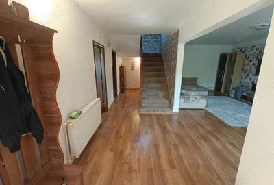 Casă în Șendreni - 2