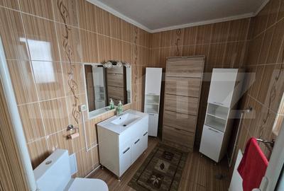 Casă individuală cu 9 camere cu Teren 392 Mp în Vest - 20