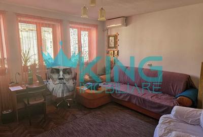 Apartament cu 4 camere semidecomandat, mobilat în Centrul Istoric