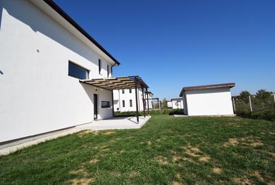 Vila verde disponibila, panouri, pompa de caldura, intretinere - 500ron/luna - 30