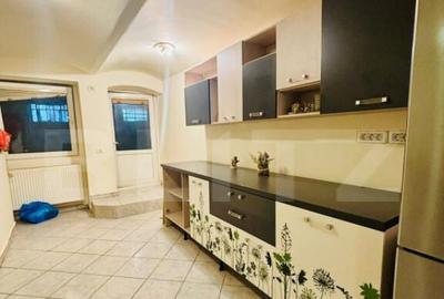 Spa?iu amenajat 43?mp demisol cladire istorica, zon - 3