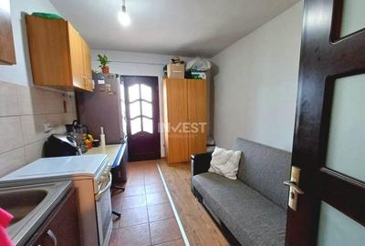 Garsonieră decomandată, mobilată în Frumoasa