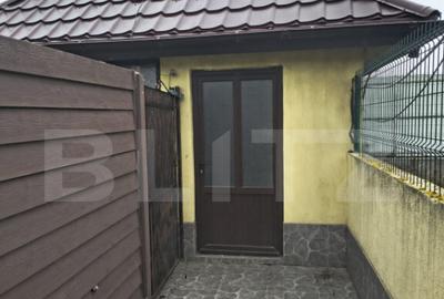 Casă cu 7 camere cu Teren 1600 Mp în Bâra - 2