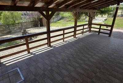 Casă cu 5 camere cu Teren 918 Mp în Răzvad - 11