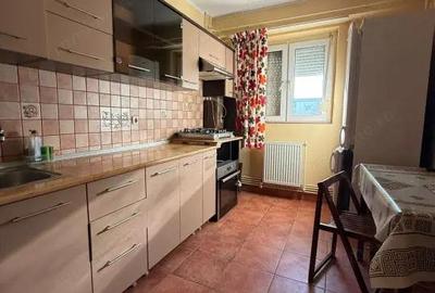 Apartament cu 2 camere decomandat în Central - 4