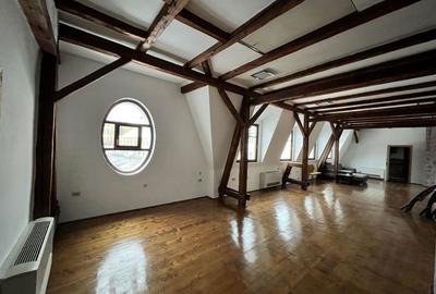 Spațiu comercial, de 300 mp, în Central - 6