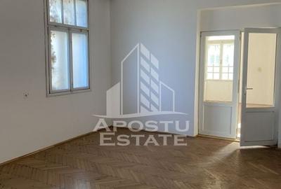 Doua case in aceeași curte - 5