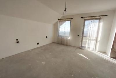 Casă cu 5 camere cu Teren 1792 Mp în Mitocu Dragomirnei - 13