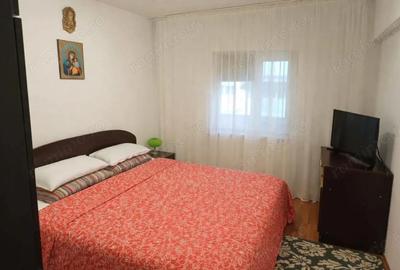 Apartament cu 4 camere decomandat în Central - 2