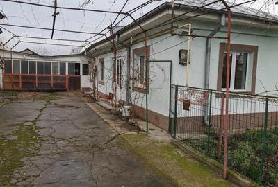 Casă cu 4 camere în Slătioara - 2