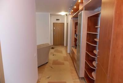 Apartament cu 3 camere decomandat în Gheorgheni