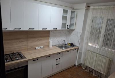 Apartament cu 2 camere semidecomandat în Micro III - 13