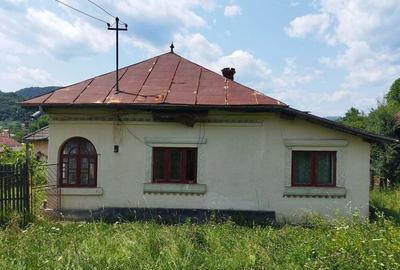 Casă cu 5 camere în Boteni - 10