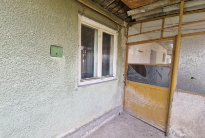 In frumoasa zona RONAT-la vanzare teren cu casa pentru renovare sau demolare - 4