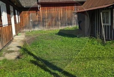 Casa  de vanzare in Horodnic de Sus cu teren de 39 ari - 2