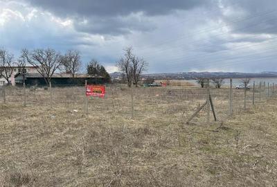 Teren intravilan construibil cu deschidere la lac - 6