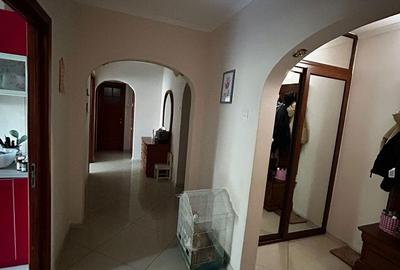 Apartament cu 3 camere nedecomandat în Micro 13 - 7