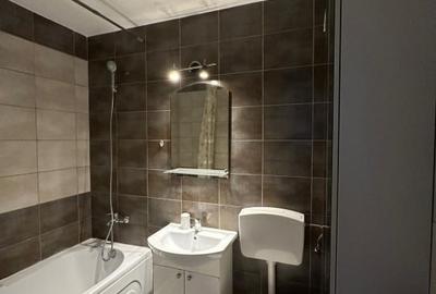 Vând apartament 2 camere| Proprietar | Balcon închis | Str. Solstițiului - 11