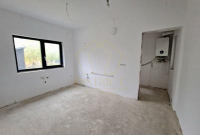 Duplex spatios despartit prin camera tehnica cu 5 camere | Urseni - 12