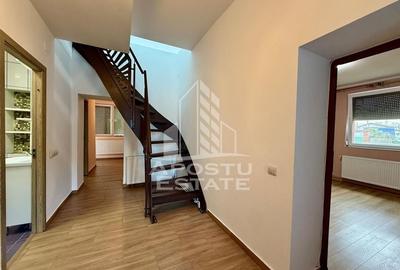 Casa individuala, 3 camere, centrala proprie, cu terasa si curte, UMT.
